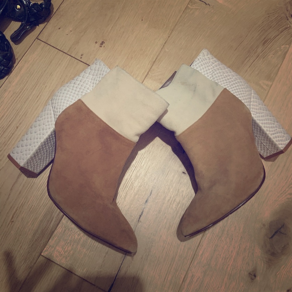 Chinese laundry Kristin cavallari Booties 7.5